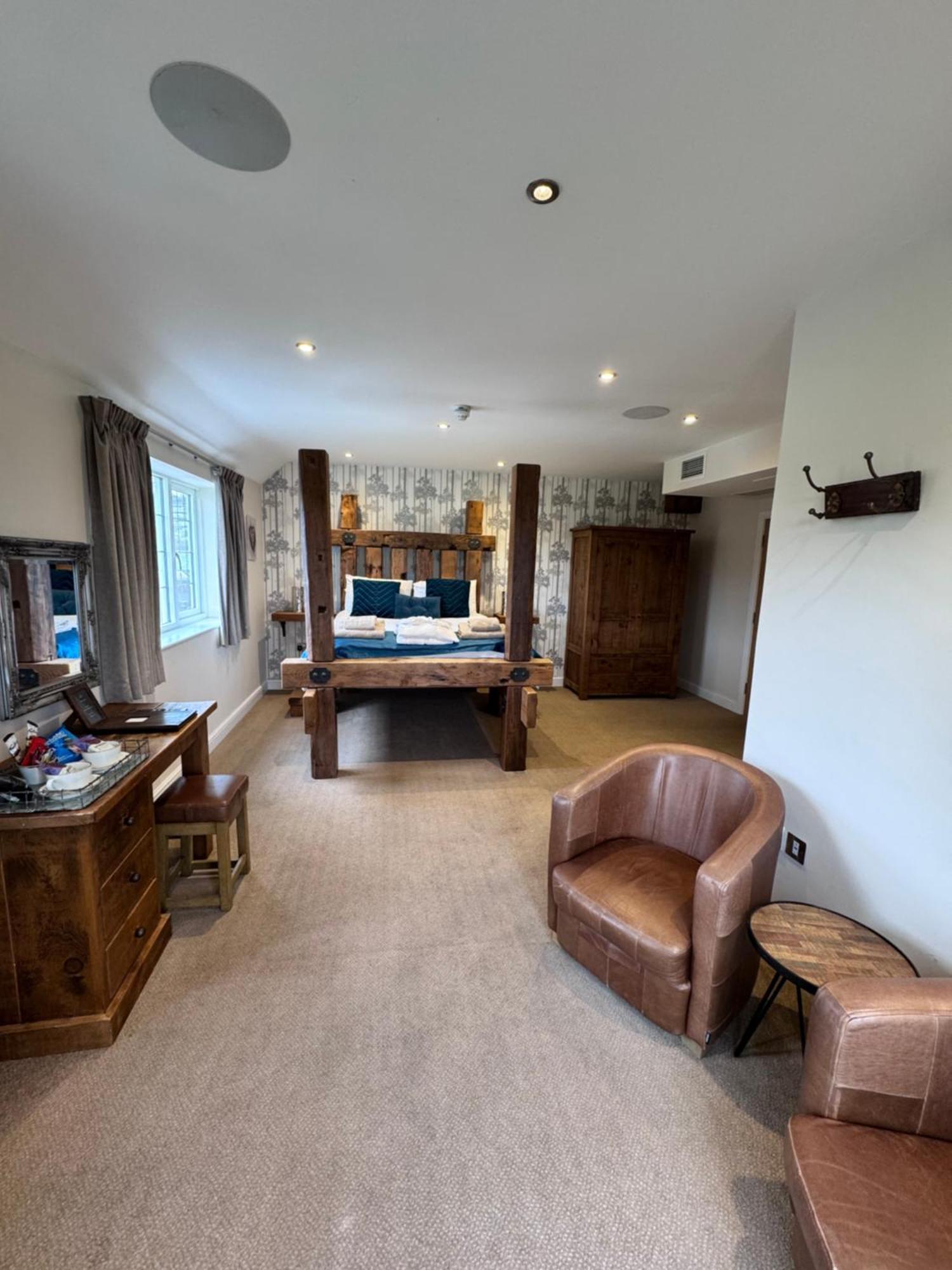 The White Hart Inn Алфретон Экстерьер фото