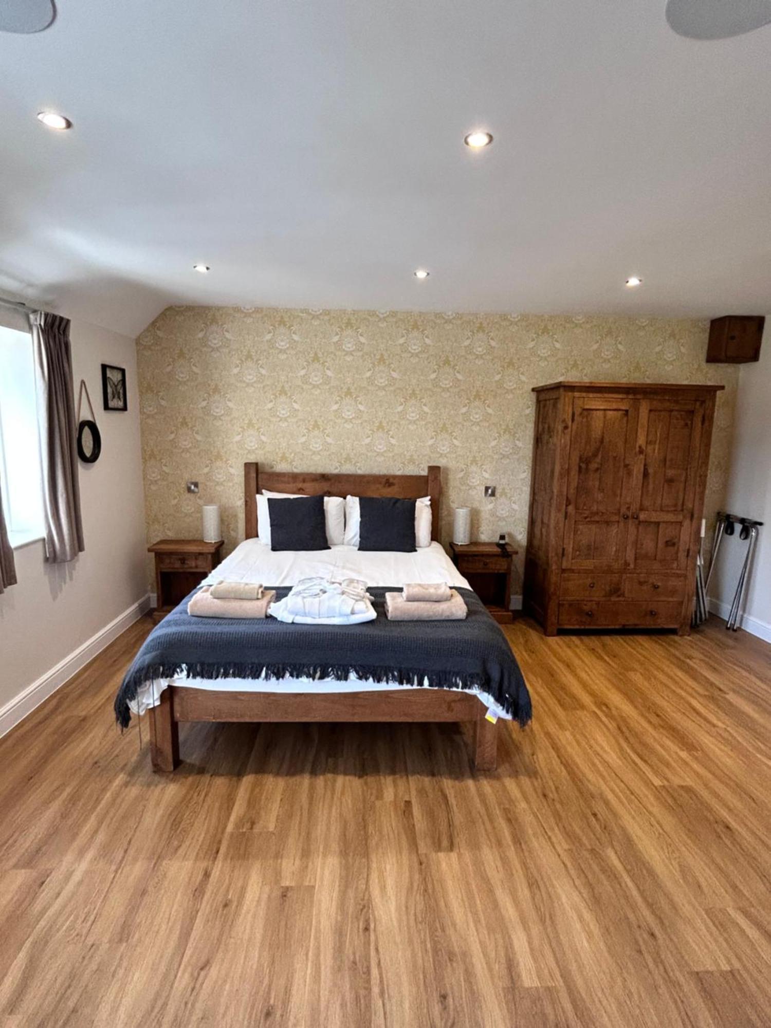 The White Hart Inn Алфретон Экстерьер фото