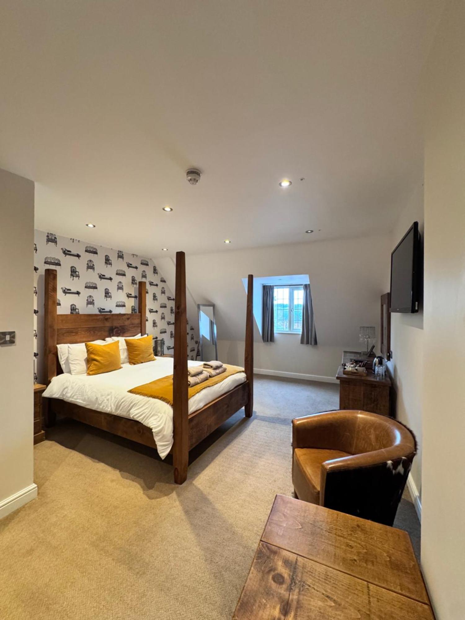 The White Hart Inn Алфретон Экстерьер фото