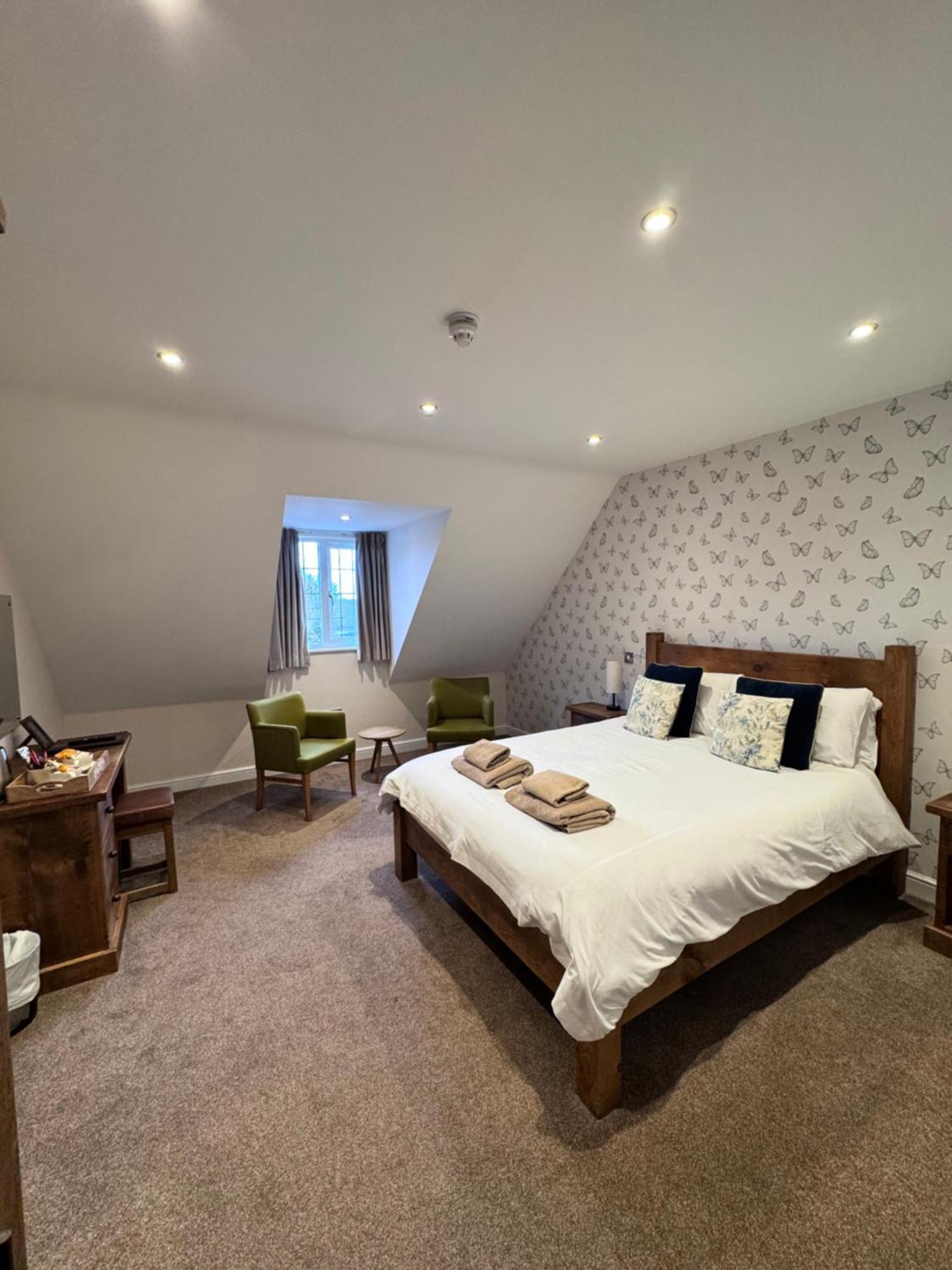 The White Hart Inn Алфретон Экстерьер фото